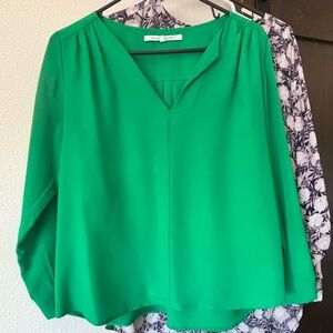 Collective Concepts Emerald Green V-Neck Blouse